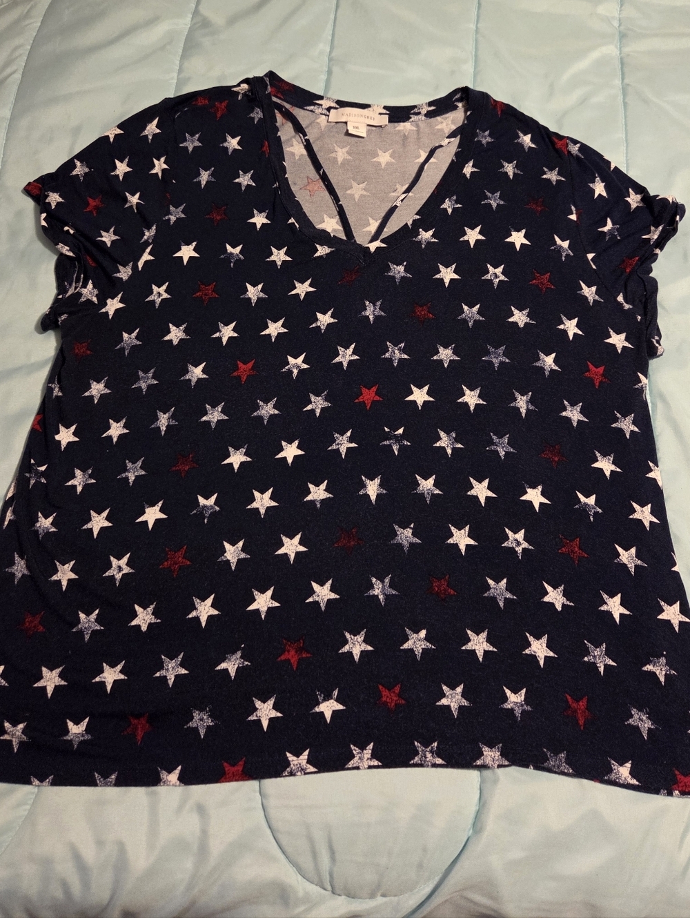 Women's Navy Star-Print V-Neck Short Sleeve Tee
